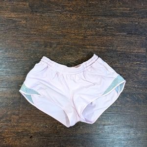 Lululemon Hotty Hot Short II 2.5" Inseam Dusty Pink / Sz 8